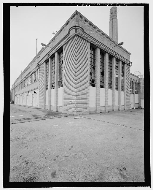 Ford Alexandria Plant FROM PIER, LOOKING SOUTHWEST AT ORIGINAL NORTH SIDE AND EAST FRONT