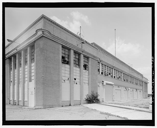 Ford Alexandria Plant FROM PIER, LOOKING NORTHWEST AT EAST FRONT AND SOUTH SIDE 
