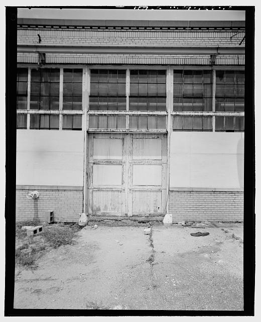 Ford Alexandria Plant FROM PIER, DETAIL OF DOORS (6TH BAY FROM WEST) ON SOUTH SIDE