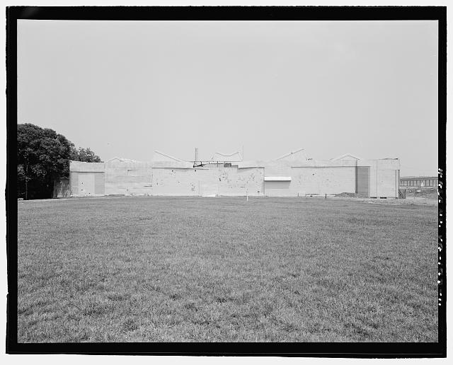 Ford Alexandria Plant FROM SHORE, LOOKING EAST AT WEST SIDE 