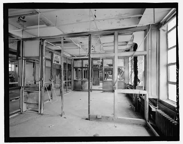 Ford Alexandria Plant INTERIOR, ADMINISTRATION BUILDING, 2ND FLOOR OFFICES, LOOKING NORTH; NOTE GLASS (BROKEN) TRANSOM, WHICH OPENS, BETWEEN CORRIDOR AND OFFICE