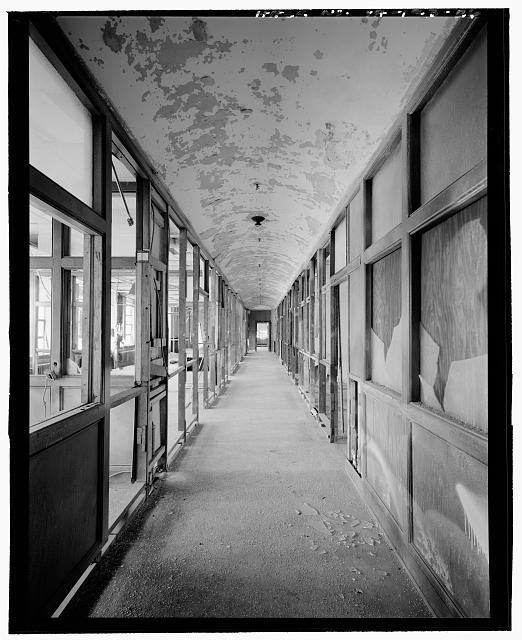 Ford Alexandria Plant INTERIOR, ADMINISTRATION BUILDING, 2ND FLOOR CORRIDOR, LOOKING SOUTH TOWARDS STAIRS