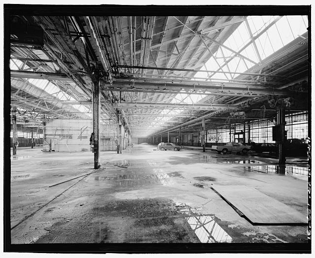 Ford Alexandria Plant INTERIOR, SERVICE BUILDING, FROM NORTHEAST CORNER LOOKING WEST ALONG THE NORTH BAYS; ORIGINAL NORTH WALL AT RIGHT