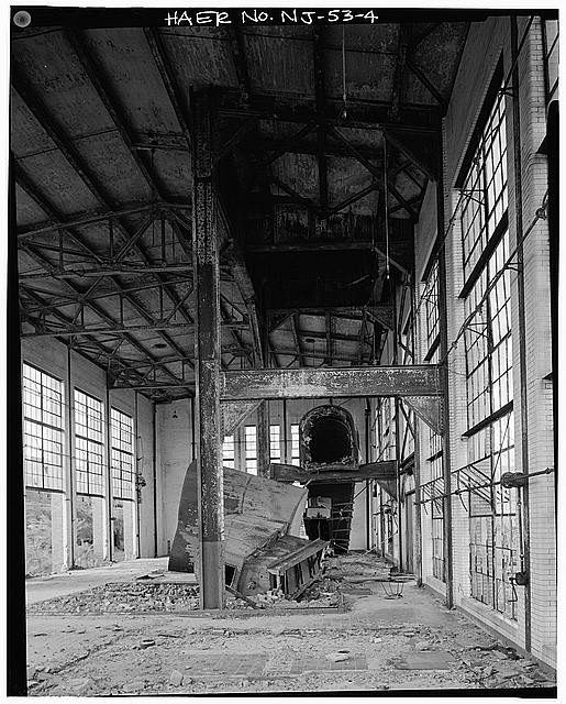Ford Edgewater Assembly Plant BOILER HOUSE, INTERIOR, CHIMNEY SUPPORT STRUCTURE, LOOKING NORTHWEST