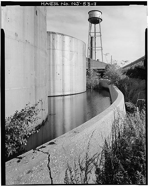 Ford Edgewater Assembly Plant TANK POND AND WATER TOWER, VIEW EAST 