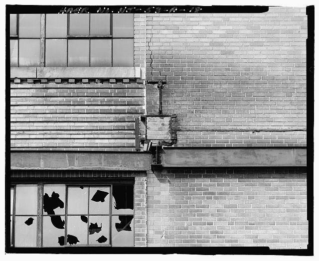 Ford Edgewater Assembly Plant EXPORT CRANEWAY, CRANE RAIL REMAINS, BAY 57, TO NORTHEAST