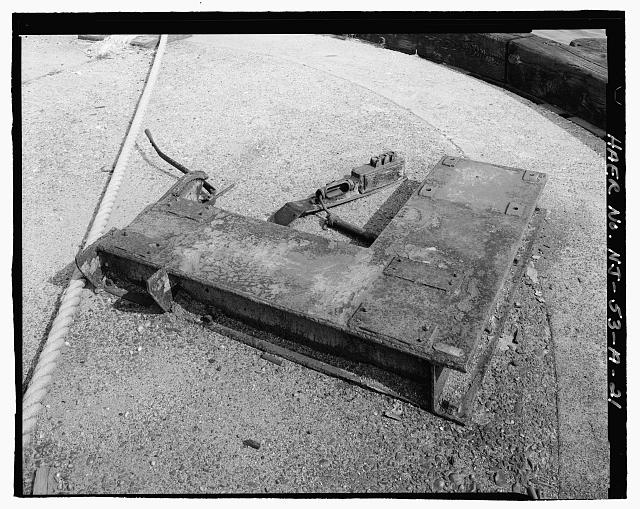 Ford Edgewater Assembly Plant CRANE STRUCTURE FOUNDATION, SOUTHEAST CORNER OF APRON, TO SOUTHEAST