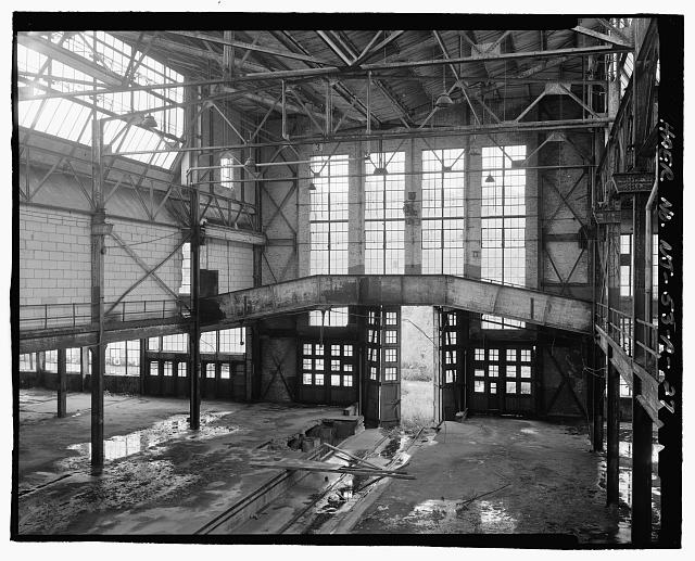 Ford Edgewater Assembly Plant CENTRAL CRANEWAY, WEST END, TO WEST FROM BAY 6 BALCONY
