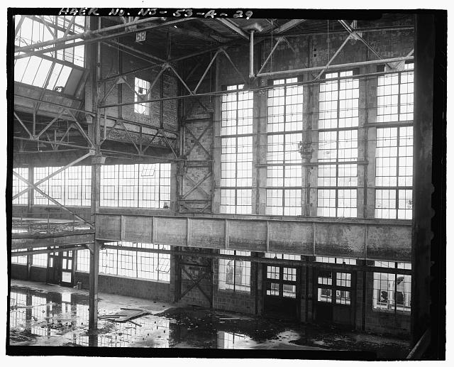 Ford Edgewater Assembly Plant CENTRAL CRANEWAY, EAST END, TO EAST FROM BAY 57