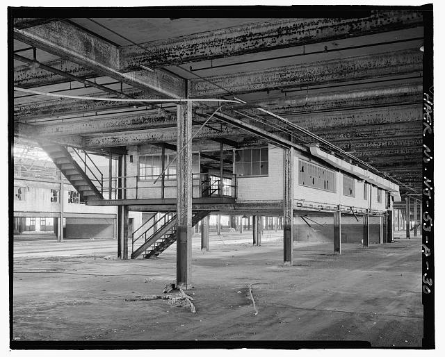 Ford Edgewater Assembly Plant MEZZANINE TOILET, BAYS 12-14/1 SOUTH, TO NORTHEAST