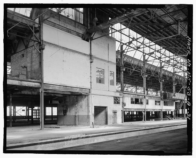 Ford Edgewater Assembly Plant REIGHT ELEVATOR SHAFT, MEZZANINE TOILET, AND SWITCHBOARD ROOM (SECOND FLOOR), BAYS 44-48/1 NORTH, TO NORTHEAST