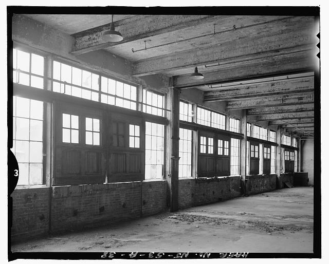 Ford Edgewater Assembly Plant DRIVE-UP DOORS, BAY 2-5/6 SOUTH, TO WEST