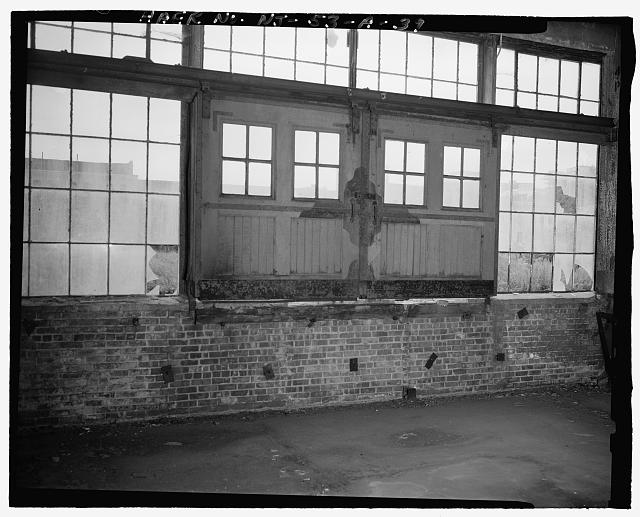 Ford Edgewater Assembly Plant DRIVE-UP DOOR, BAY 4/6 SOUTH, TO SOUTHWEST