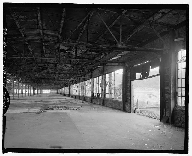 Ford Edgewater Assembly Plant SECOND FLOOR INTERIOR, WITH POST-1955 OVERHEAD DOOR EXIT TO WOOD RAMP IN BAY 26/6 NORTH, TO NORTHWEST