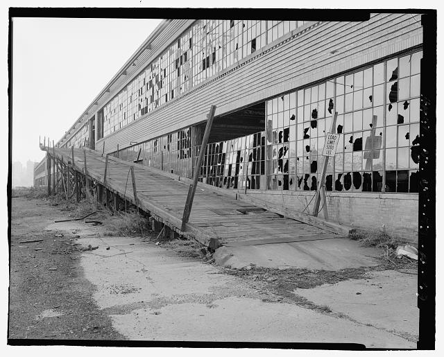 Ford Edgewater Assembly Plant NORTH FACADE, LOWER END OF WOOD RAMP, TO SOUTHEAST