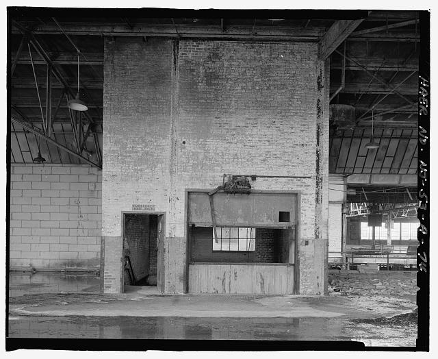 Ford Edgewater Assembly Plant SECOND FLOOR STAIRWELL AND FREIGHT ELEVATOR SHAFT, BAY 15/1 SOUTH, TO NORTHEAST