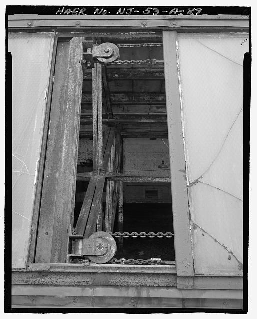 Ford Edgewater Assembly Plant CENTRAL MONITOR, RETURN PULLEYS FOR WINDOW OPENER, BAY 60, TO SOUTHWEST