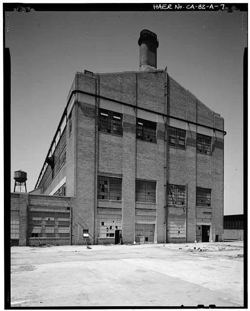 Ford Long Beach Assembly Plant SOUTHEAST CORNER OF PLANT, SHOWING BOILER STACK. 