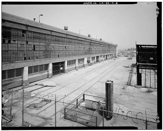 Ford Long Beach Assembly Plant RAIL SPURS AND NORTHEAST PART OF EAST ELEVATION. VIEW TO NORTH-NORTHWEST. 