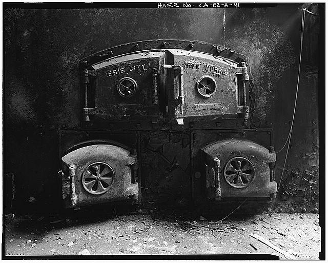 Ford Long Beach Assembly Plant FIREBOX DOOR DETAIL, BOILER ROOM. VIEW TO SOUTH. 