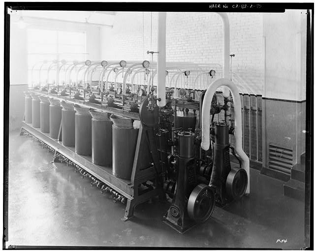 Ford Long Beach Assembly Plant Apr 13, 1930, INTERIOR-OIL HOUSE, PAINT CIRCULATING SYSTEM