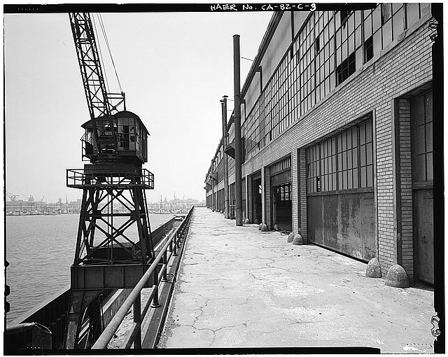 Ford Long Beach Assembly Plant CRANE FROM SECOND FLOOR DECK, LOOKING SOUTH.