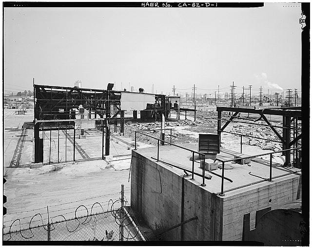 Ford Long Beach Assembly Plant SHED A RUINS FROM ATOP CORNER OF DIKE, LOOKING NORTH-NORTHEAST. 