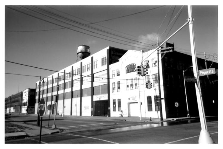Ford Piquette Avenue Plant South Facade looking west