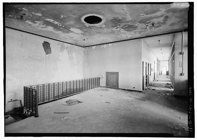 Ford Richmond Assembly Plant VIEW TO SOUTHEAST OF WAITING AREA SHOWING STAIRS TO FIRST FLOOR (LEFT) AND HALL TO MANAGERS OFFICES (RIGHT).