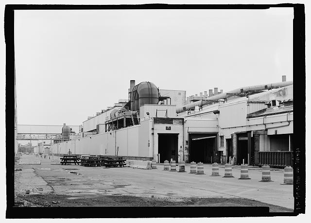 Ford River Rouge Plant B Building LOOKING SW, OBLIQUE VIEW OF EAST SIDE ROOFSCAPE