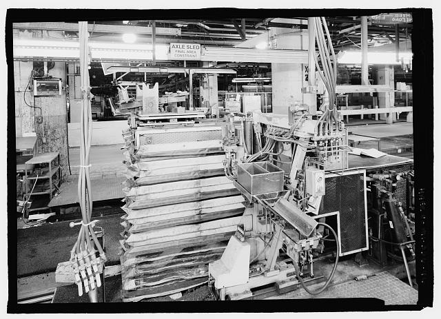 Ford River Rouge Plant B Building AXLE DECKER, LOOKING W, X2, COLUMN 70 ON FIRST FLOOR. 